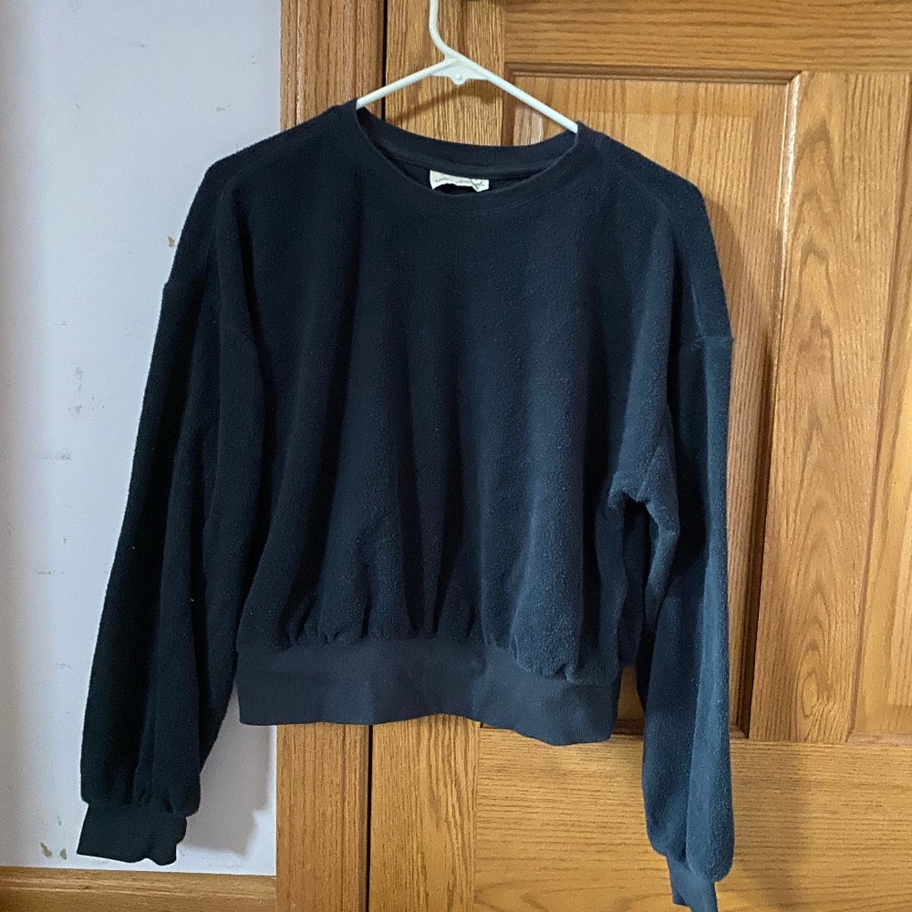 Universal Threads Dark Grey Fleece Crew Neck